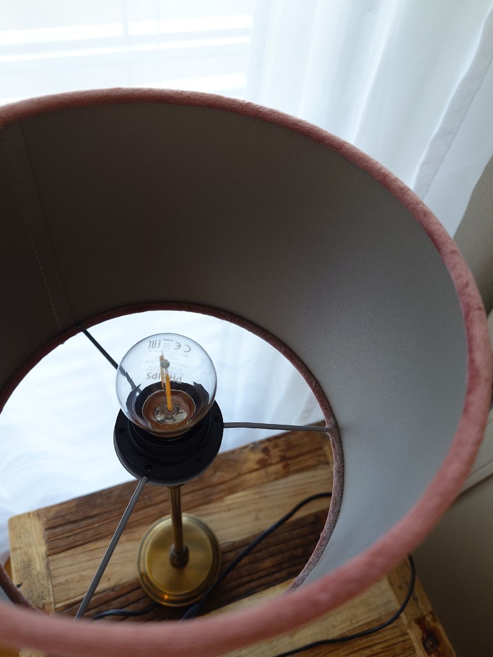 Riviera Maison Lampes: Riviera Maison | Nachttisch Lampe altrosa samt – D'occasion à Muri AG par komich4 4