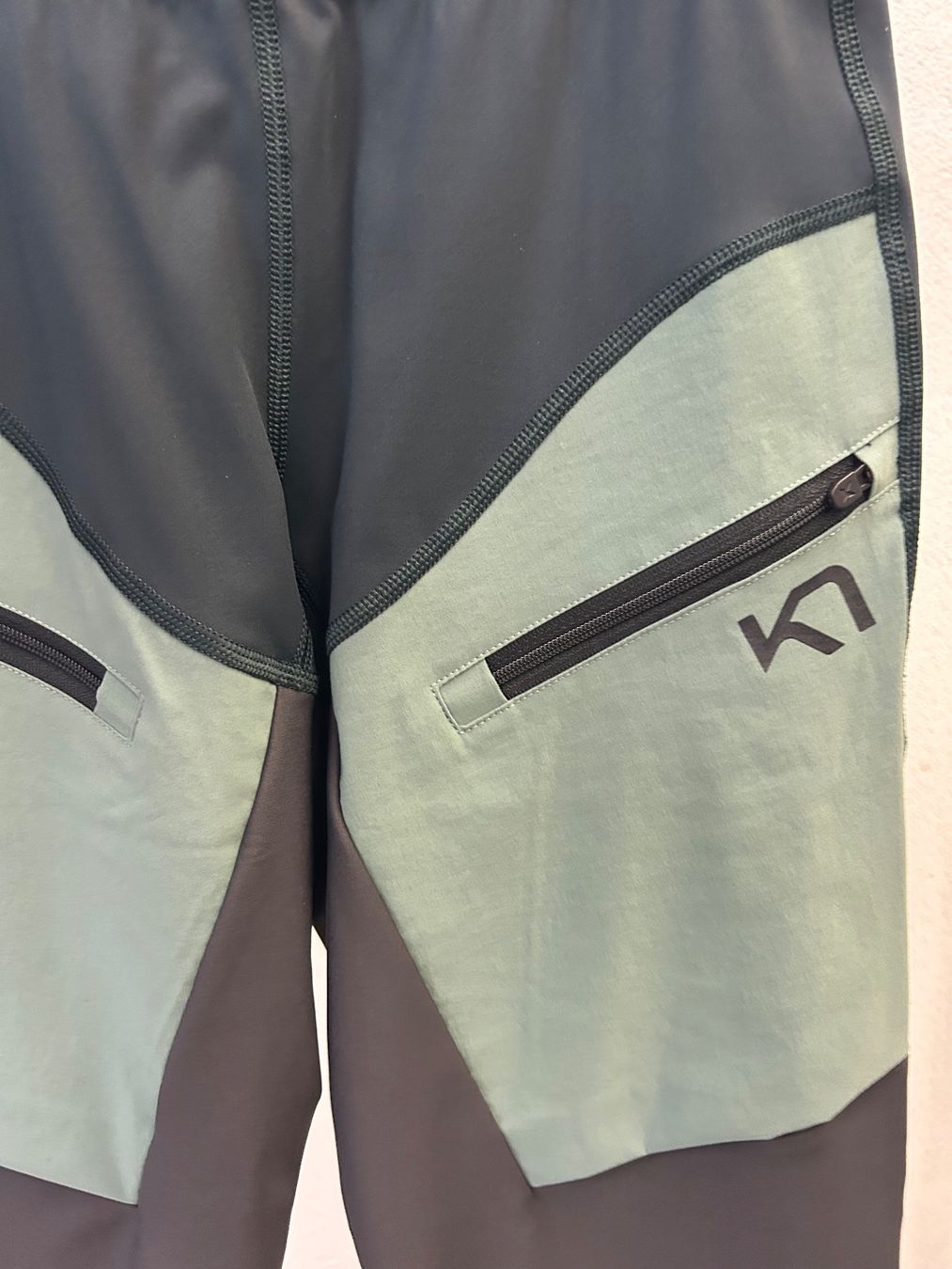 Pantalons: Langlaufhose Karitraa – Neuf (Voir description) à Chur par zue_m8ck 2