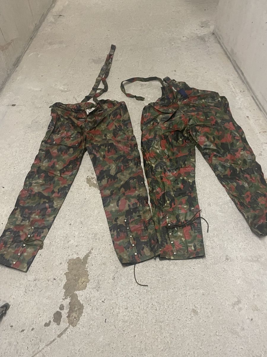 Schweizer Armee Pantaloni: Militär Hosen – Usato da Nürensdorf venduto da maqopaqo