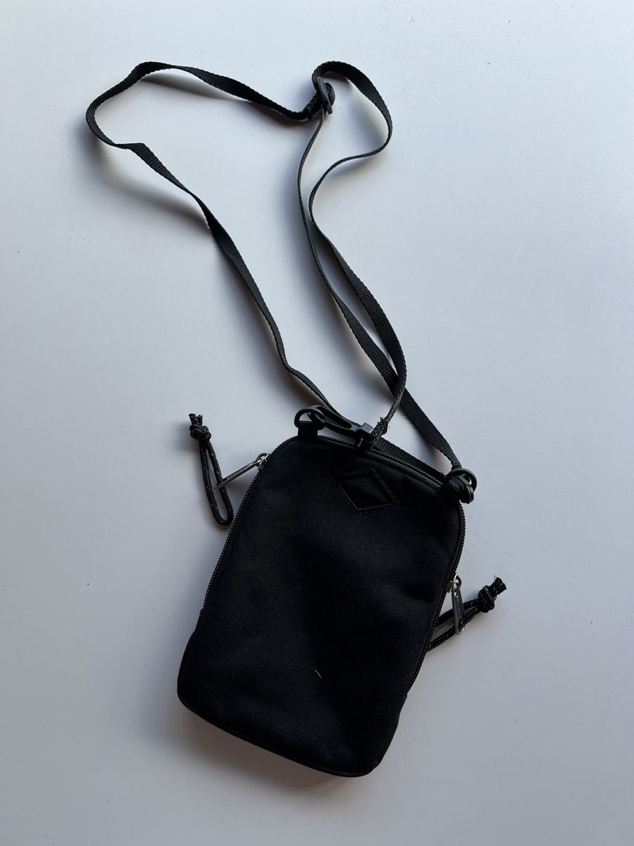 Eastpak Borse: Eastpak Umhängetasche  – Usato da Bern venduto da BestBrandSeller89 1