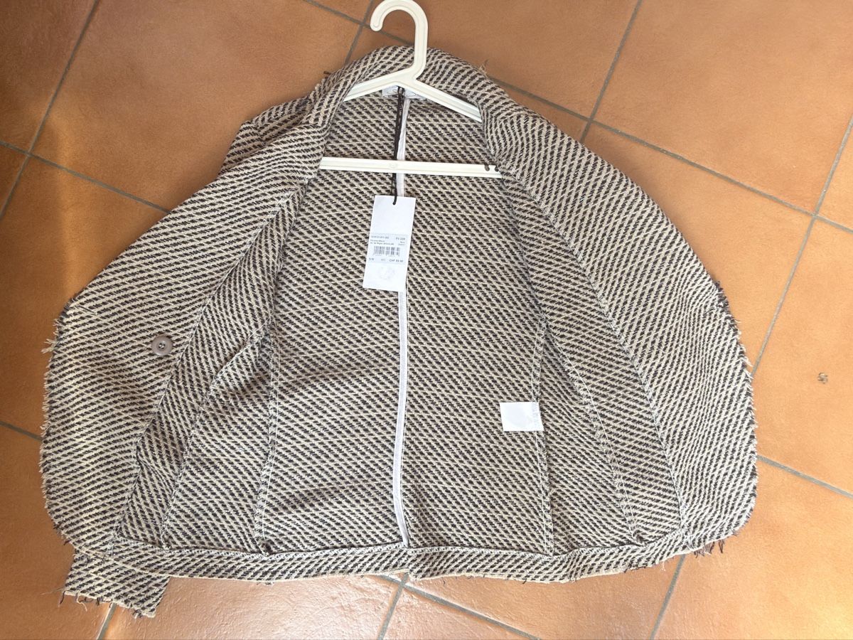 Giacche: Bellissimo Blazer 💫 – Nuovo e nell'imballaggio originale da Bellinzona venduto da bul_mvy5 9