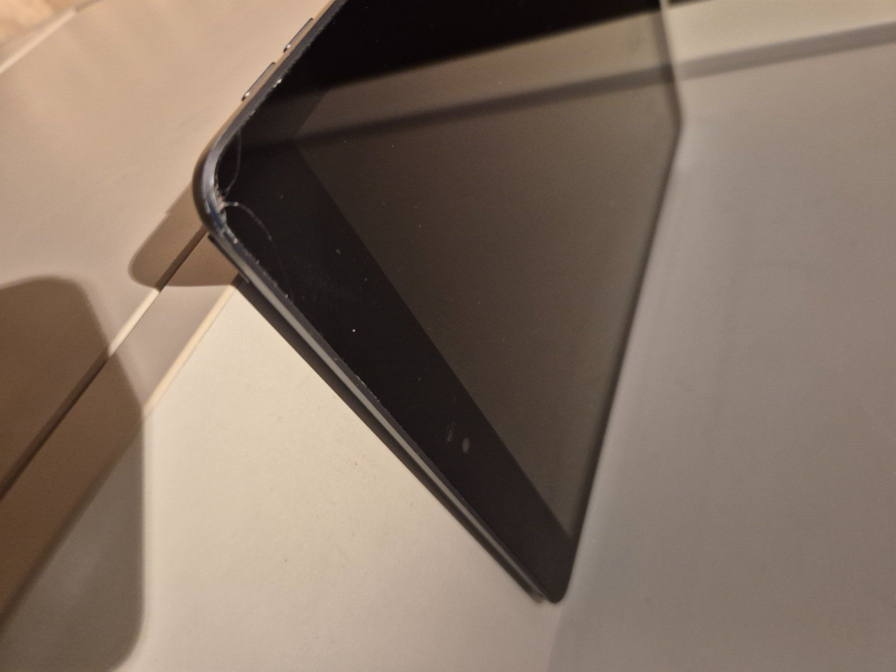Apple Tablet PC: IPad 9.Gen – Usato da Bern venduto da tpo_t6nw 3