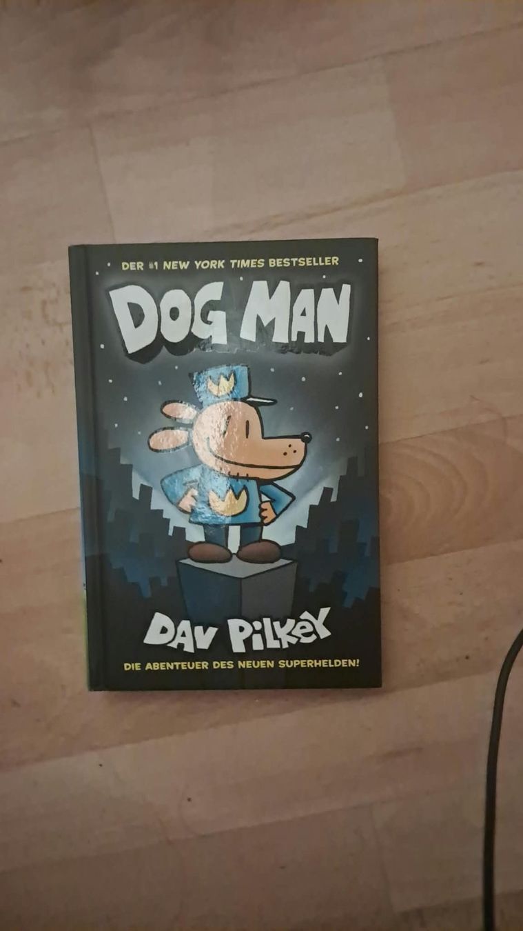 Bücher: Dog Man Buch – Gebraucht aus Adliswil von Foolonthehill