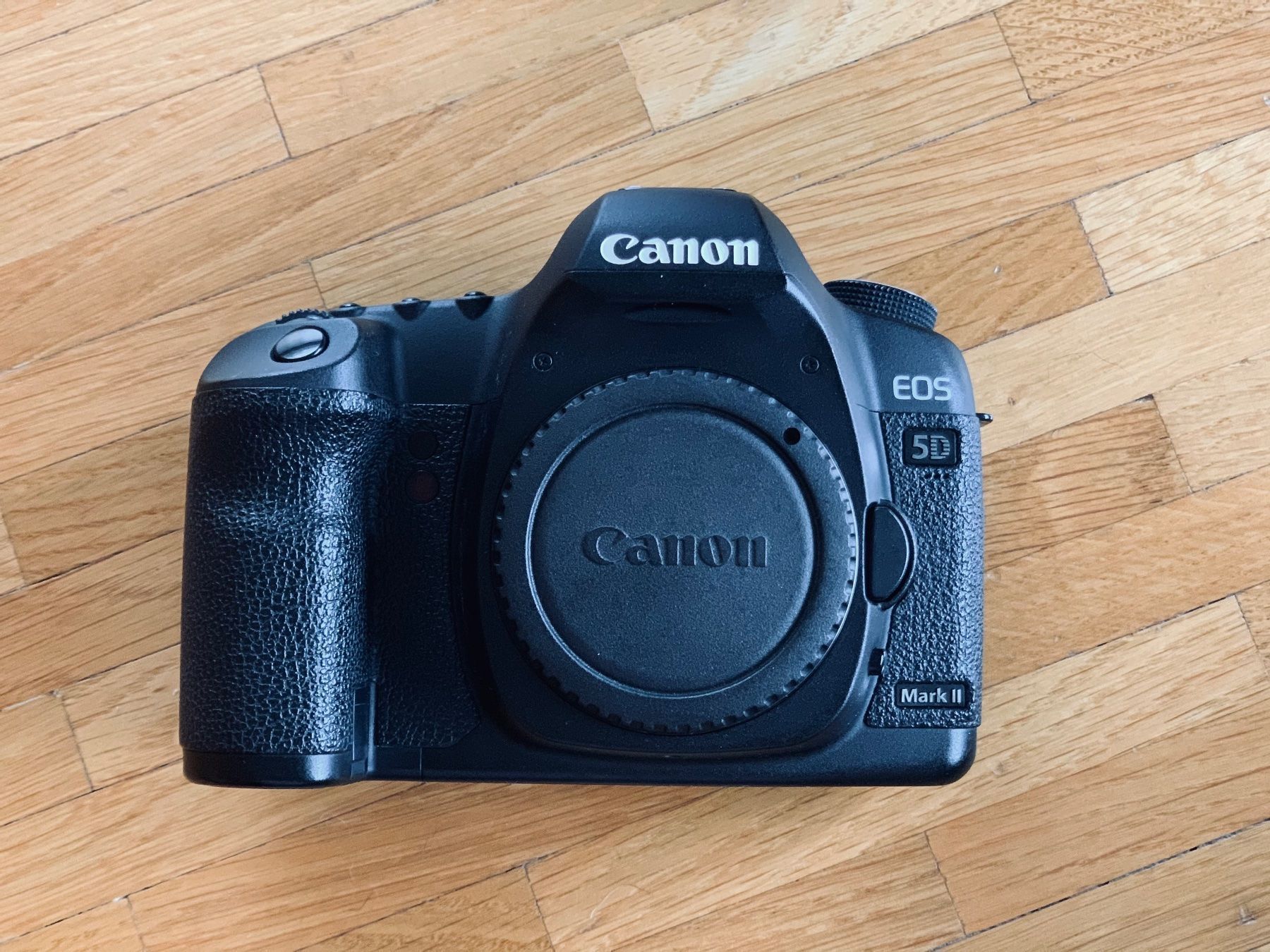Canon Kamera: Canon EOS 5D MK II – Gebraucht aus Chavannes-près-Renens von Zerozeks 2