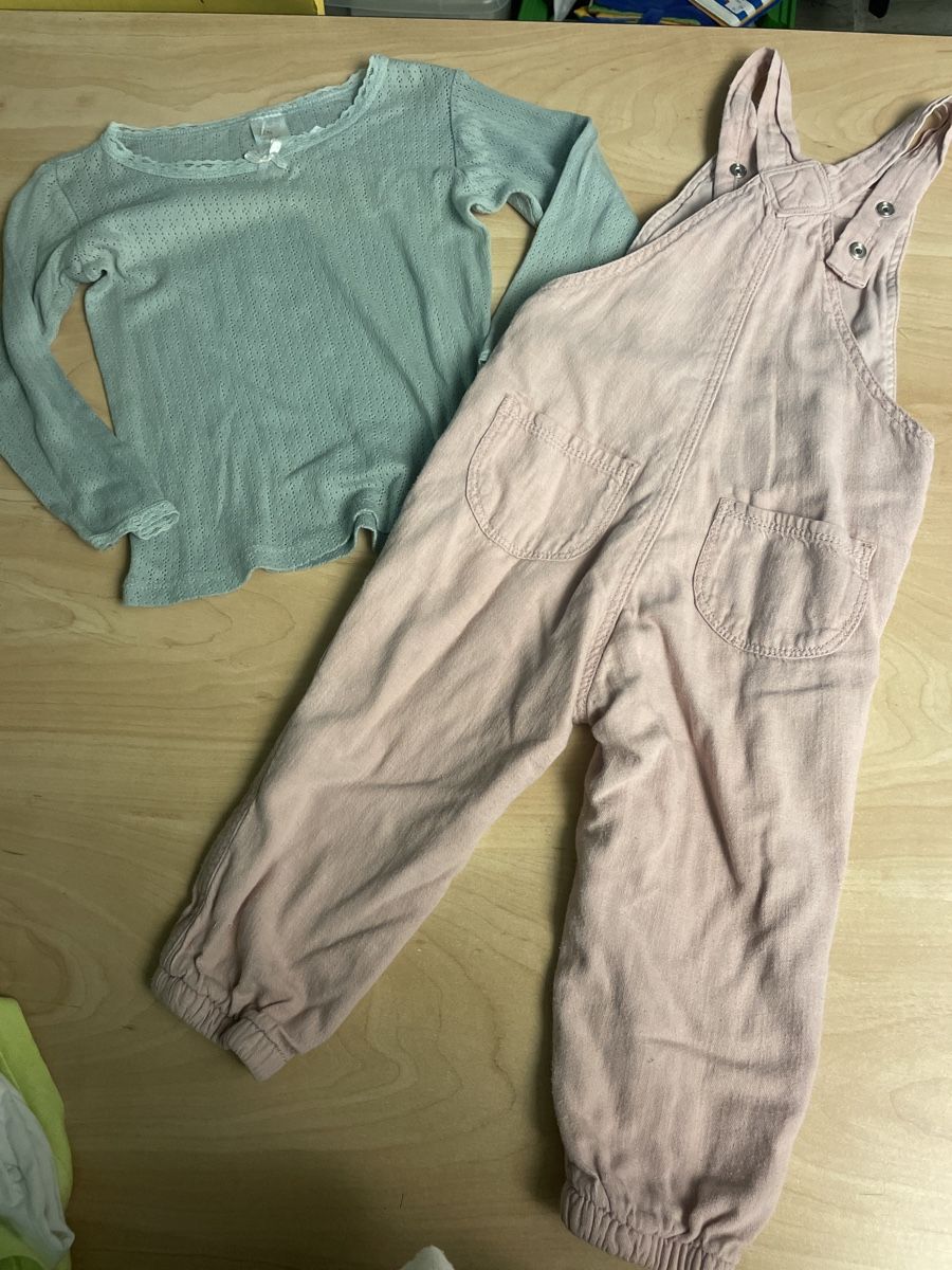 H&M Kleiderpakete & -sets: Süsses H&M Kleiderset Gr. 86 – Gebraucht aus Obergerlafingen von cabo4 1