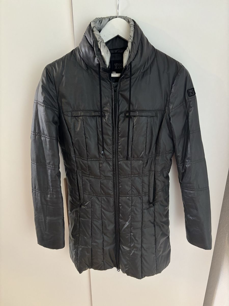 Armani Giacche: Armani Jeans Steppjacke Gr. 38 – Usato da Geroldswil venduto da ele_7hkp