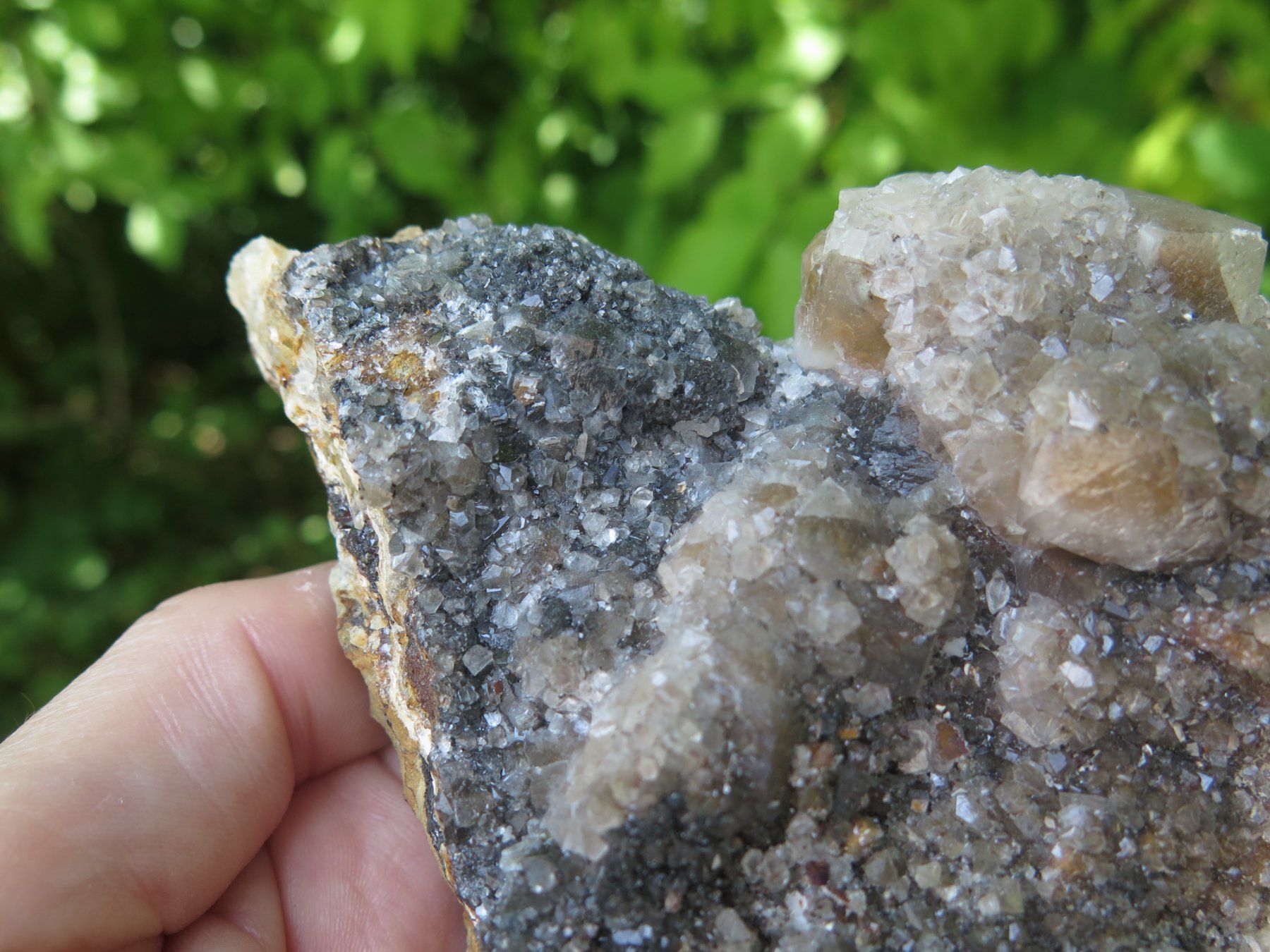 Mineralien & Heilsteine: rötlicher Calcit von Sauerland ca. 261 gr. – Gebraucht aus Schaffhausen von Yamakana51L8736OQ8 3