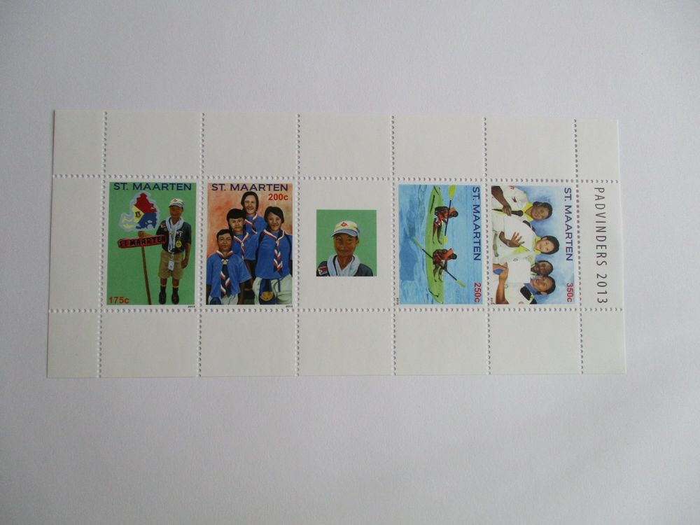 Briefmarken Kleinbogen Zentralafrikanische Republik 2011 Pfadfinder - Postfrisch MNH ** Sammlerstück