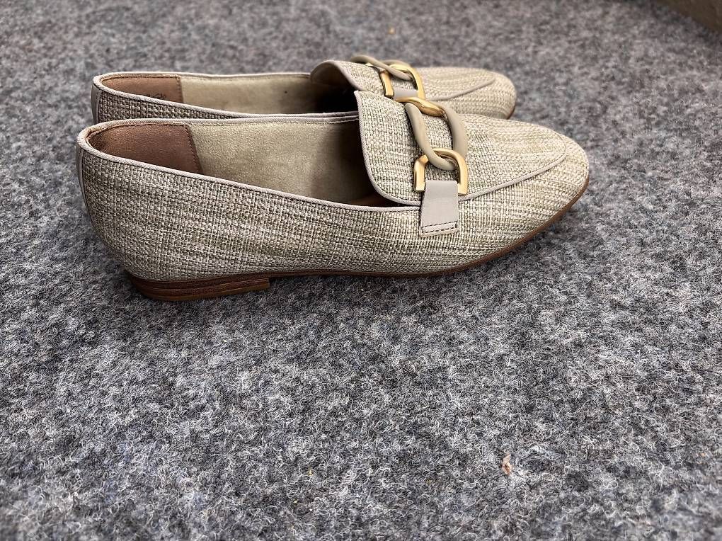 Chaussures femmes: Damenschuhe Marke Tamaris Gr.39 – D'occasion à Weinfelden par Irishtinker 2