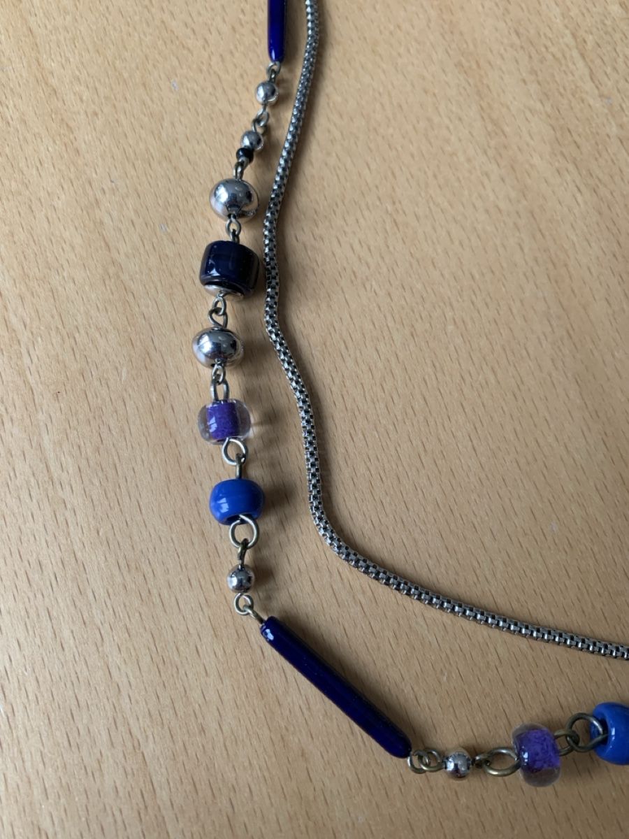 Colliers: Modeschmuck Kette blau-silber – D'occasion à Affoltern am Albis par Kacheloven 2