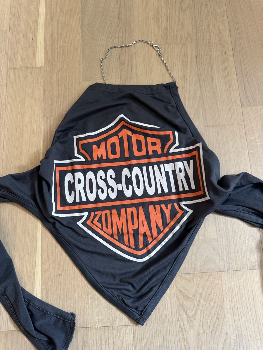 Tops: Neckholder Top Biker Style – Gebraucht aus Malans GR von leo_mz7w