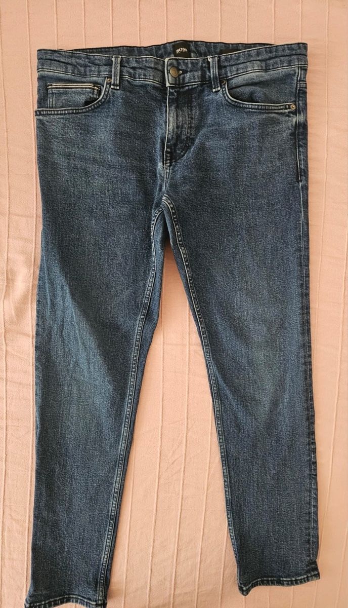 Hugo Boss Jeans: Hugo Boss Jeans Herren – Usato da Steinmaur venduto da Kiki_m240