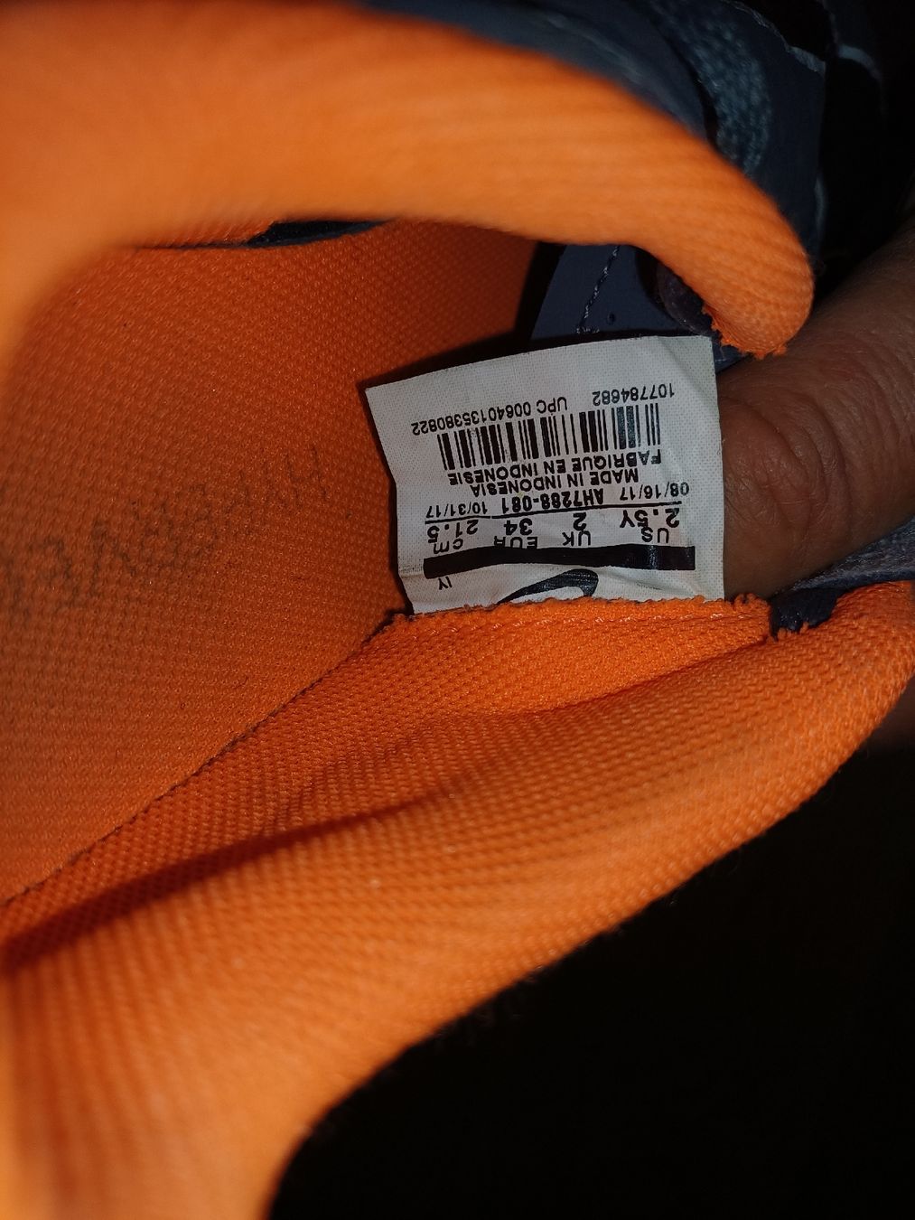 Nike Herrenschuhe: Fussballschuhe Nike Hypervenom Grösse 34 – Gebraucht aus Ramosch von Puzins 2