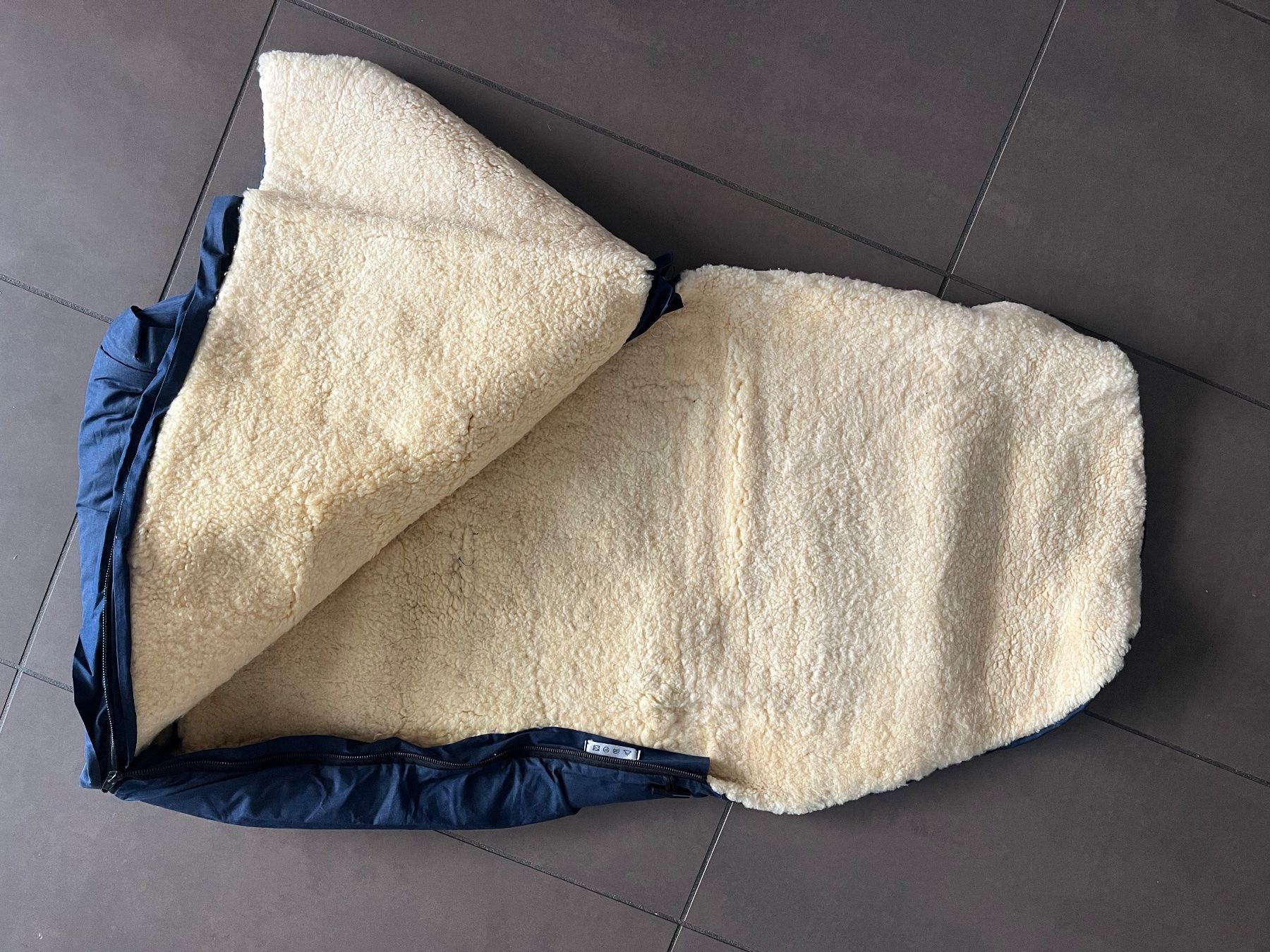 Sacchi a pelo: Kuscheliger Winter-Fusssack für Kinderwagen oder Buggy – Usato da Düdingen venduto da Moonils 1