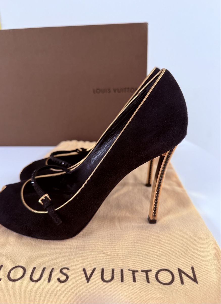 Scarpe da donna: Escarpins – Usato da Bassins venduto da oal_q2gl