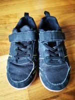 Hallenturnschuhe / Turnschuhe Grösse 29