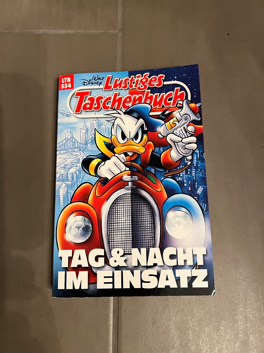 Comics: Donald Duck Comic: Tag & Nacht im Einsatz – Gebraucht aus Wädenswil von Climena