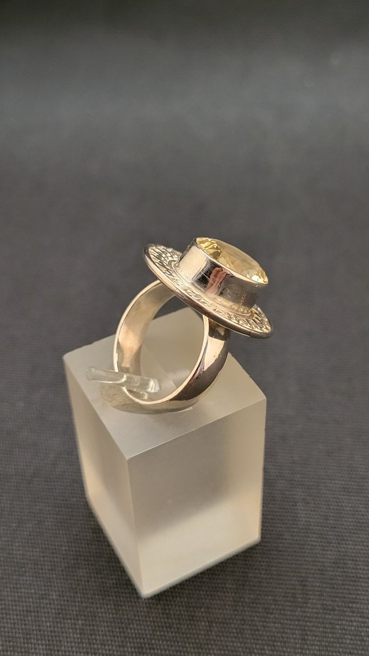 Bagues: Silberring mit Citrin – D'occasion à Basel par spinne02 2
