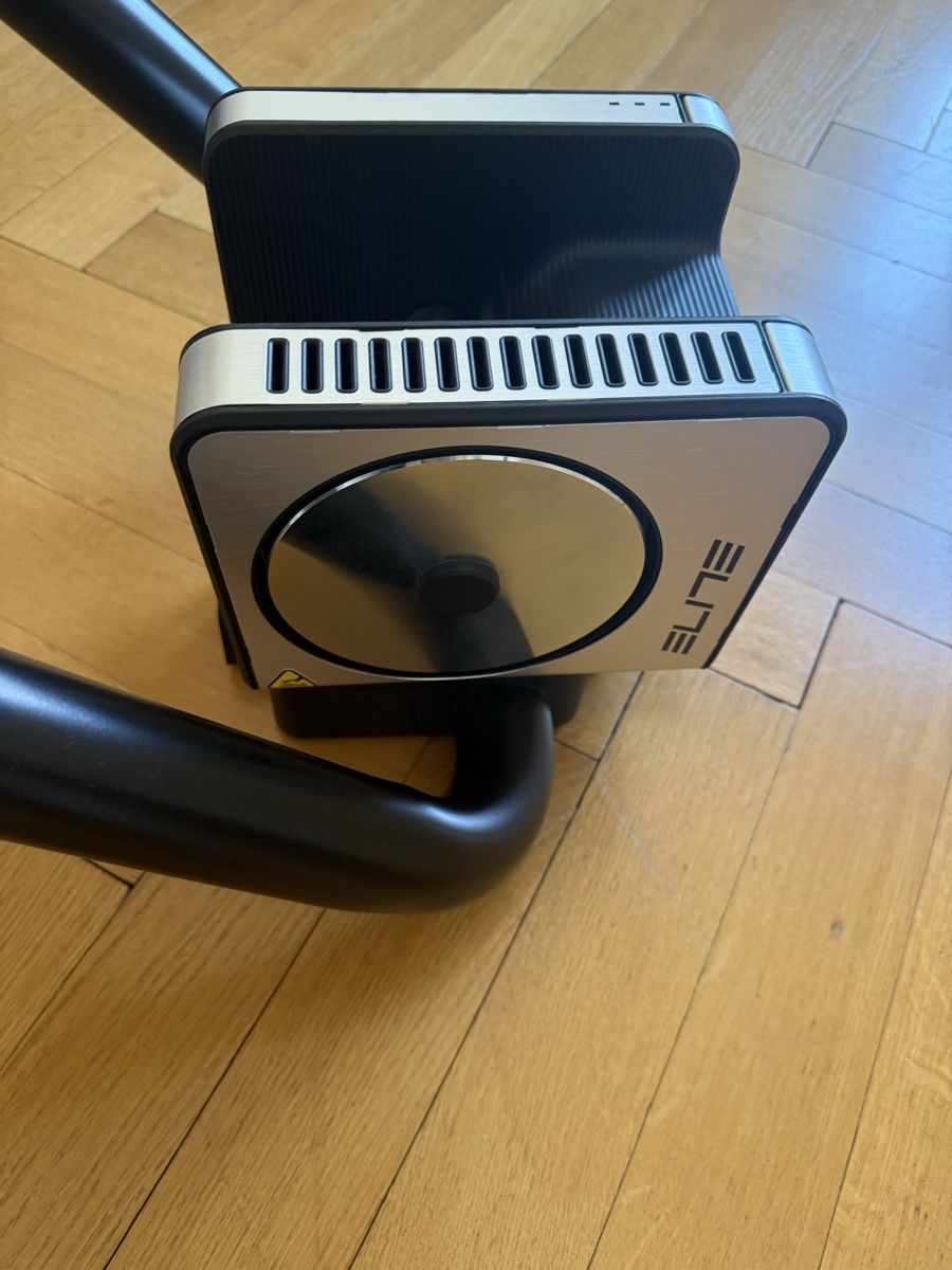 Hometrainer: ELITE Kombi - Tuo + SterzoSmart – Gebraucht aus Meilen von Philin8037 3