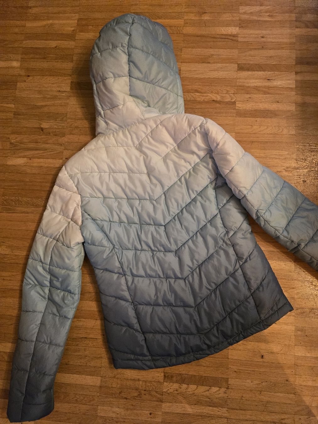 C&A Jacken: Tolle Farbverlauf Jacke in 36/38 – Gebraucht aus Dübendorf von jep76 2