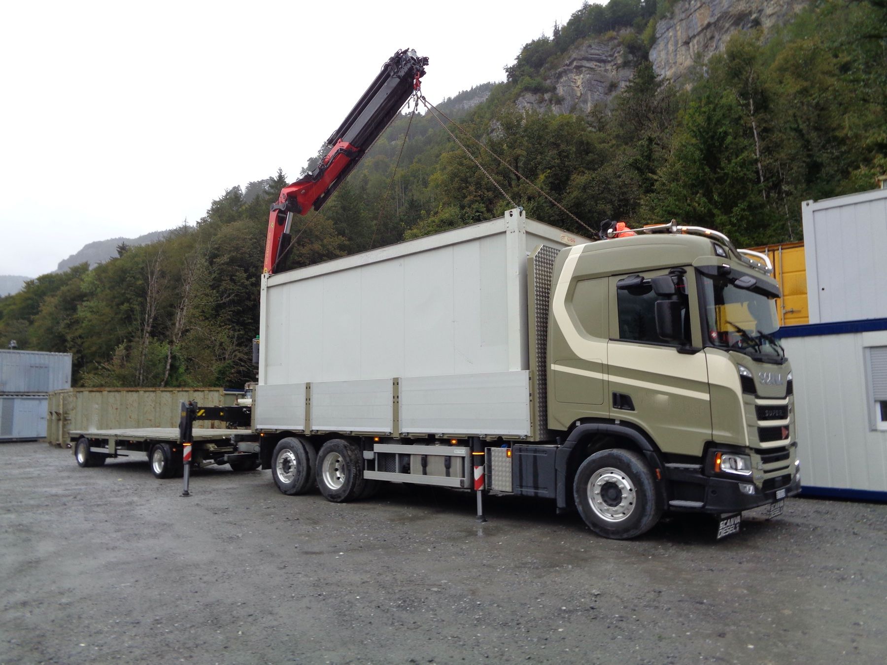 Conteneurs de construction: Container 6 m, isoliert – D'occasion à Alpnach Dorf par vieuxhenri 8