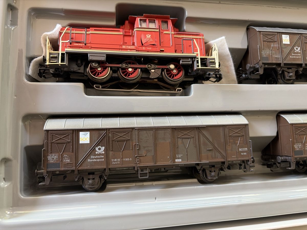 Märklin Modellini di ferrovie: Märklin Post Set 2890 – Usato da Grellingen venduto da Toyhamster 1