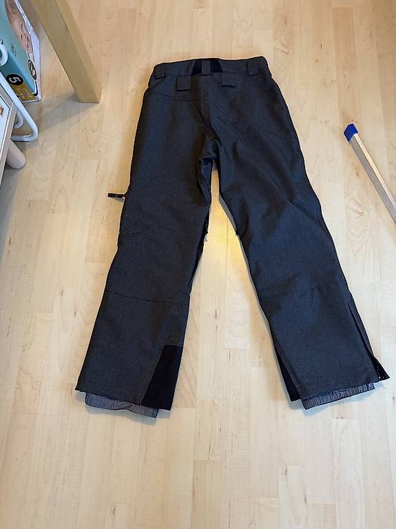 Hosen: Skihose Grösse 36 – Gebraucht aus Arth von a_a_n5vp 1
