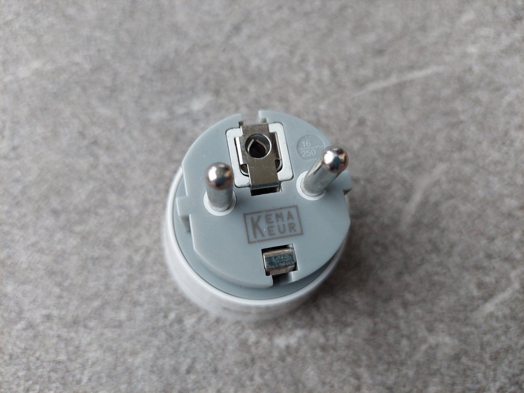 Hama Laufwerke & Adapter: Hama Reisestecker UK – Gebraucht aus Wiesendangen von troawus 1