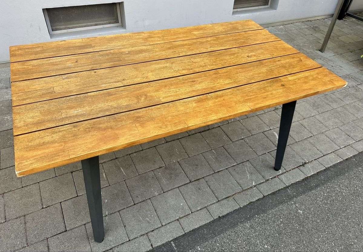 Tische: Table jardin bois et métal  – Gebraucht aus Biel/Bienne von Fab38
