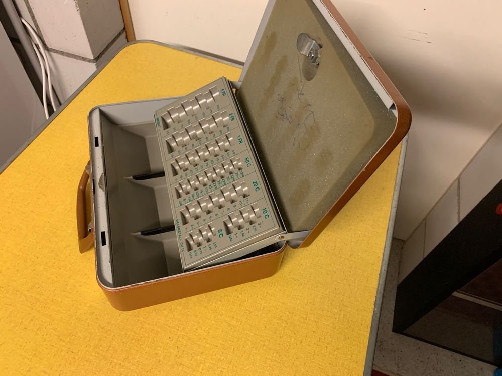 Japanischer Münzorganizer Mit Spiegel - Tragbarer Münzspender Aluminium