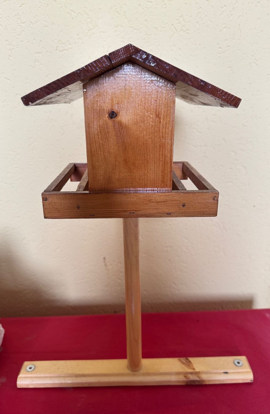Casette per uccelli: Vogelfutterhaus Holz mit Ständer gebraucht – Usato da Neftenbach venduto da Rose40 3