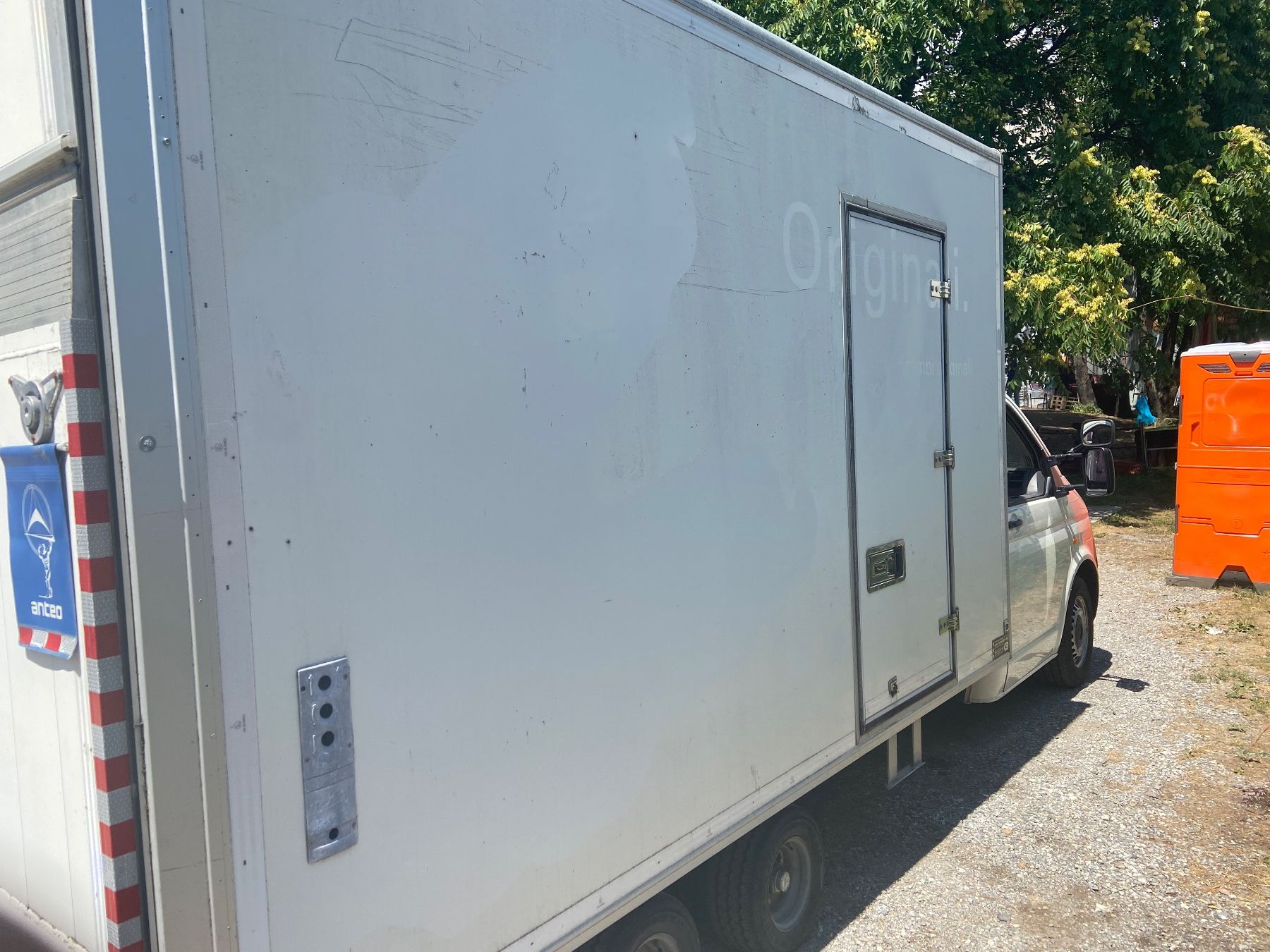 VW Nutzfahrzeuge: VW Food Truck complete! – Gebraucht aus Chiasso von hir_p6yj 2