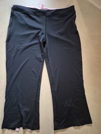 Sporthose Damen schwarz Grösse 46