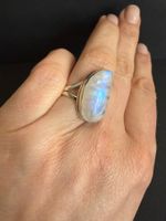 Silber Ring mit Regenbogen Mondstein 925