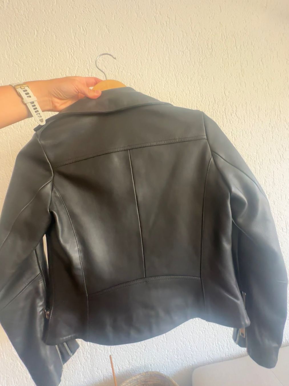 Sandro Vestes: Original brand new Sandro leather jacket - Black – Neuf (Voir description) à Bern par lor_6tcg 2