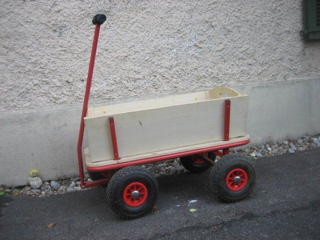 Carrelli di trasporto: Leiterwagen / Bollerwagen rot Holz – Usato da Winterthur venduto da pf02 1