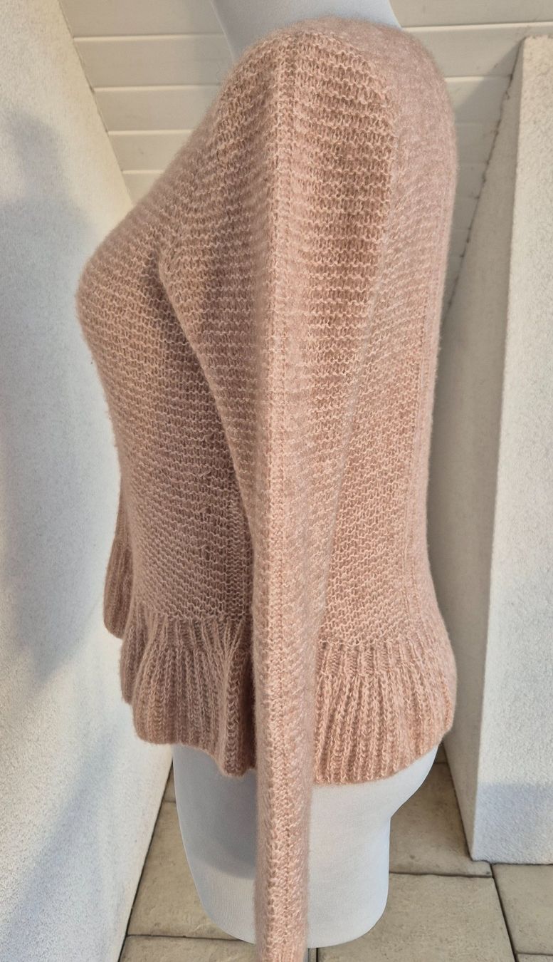Marc Cain Maglioni & Felpe: Traumhafter Kaschmir- Seiden Pullover Marc Cain Grösse 36 – Usato da Stäfa venduto da Lullaby67 1