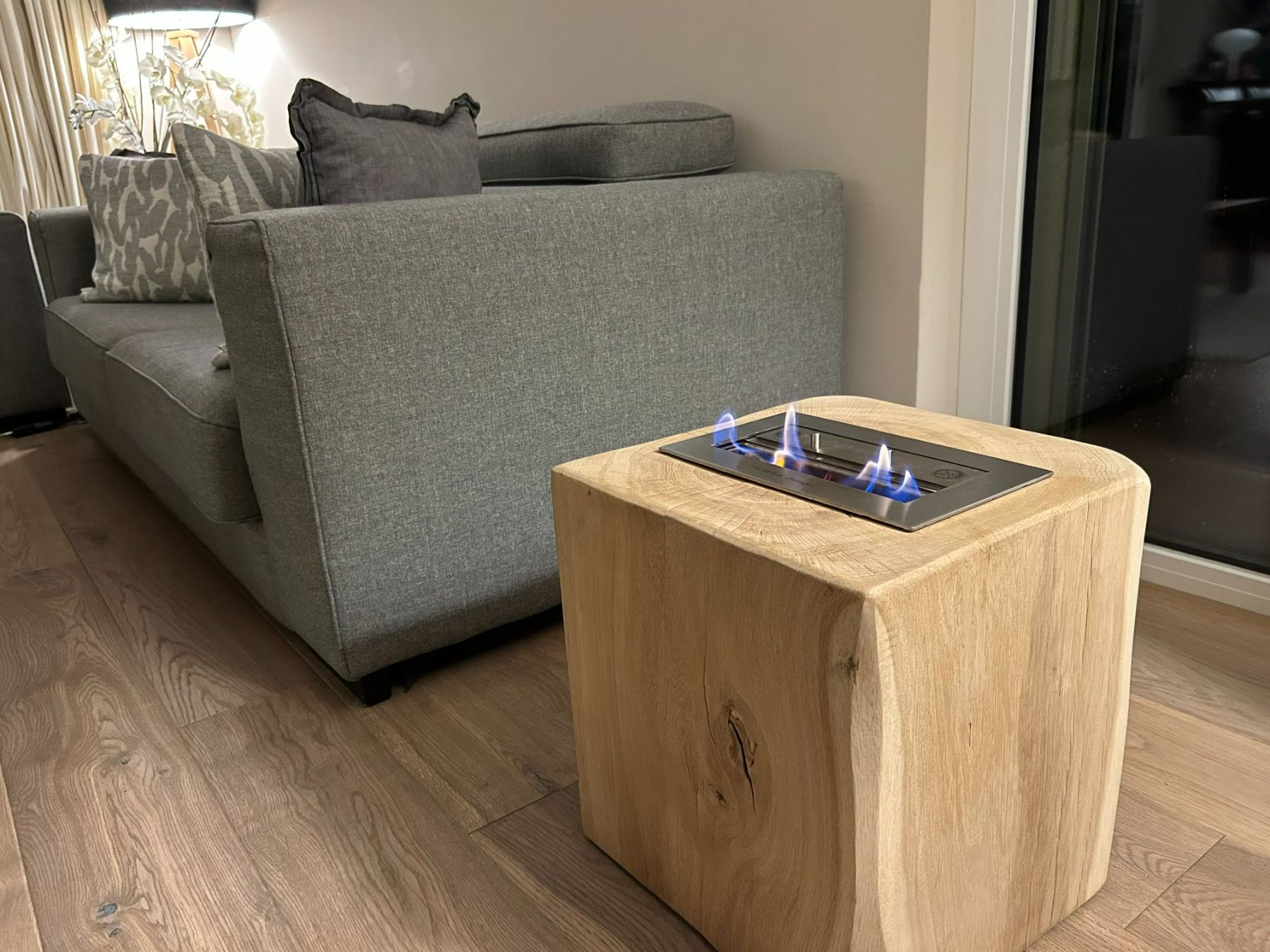 Camini: Indoor Cheminée Feuer – Usato da Frauenfeld venduto da Marketwizard 1