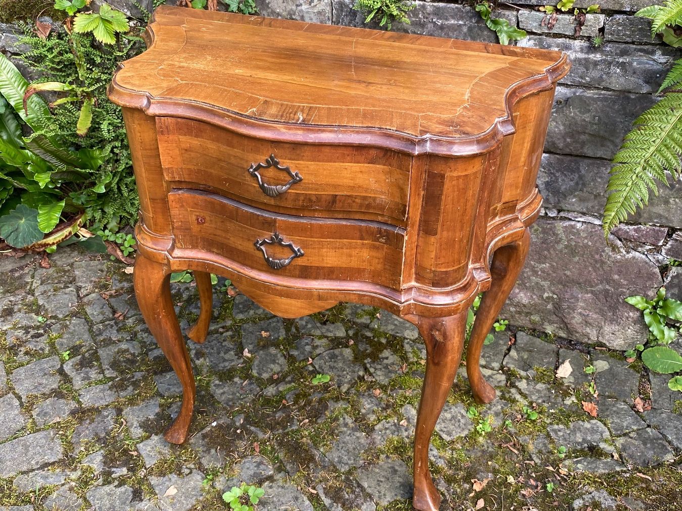 Tavoli: Beistelltisch Antik mit Schubladen shabby chic – Usato da Wallisellen venduto da skorpion-11