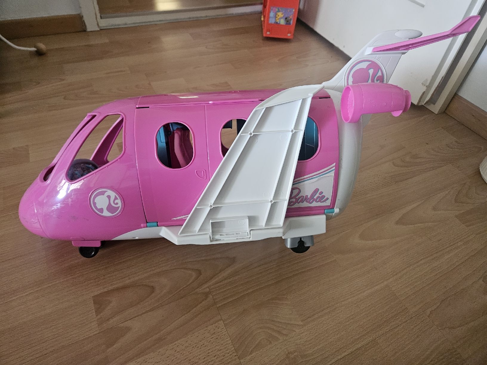 Giocattoli: Barbie Flugzeug 75 cm – Usato da Zürich venduto da Kris8050 3