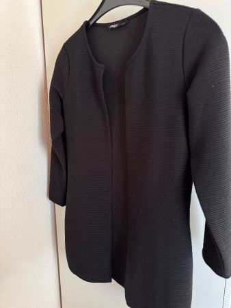 Schwarze Strickjacke von Only, Gr. XS