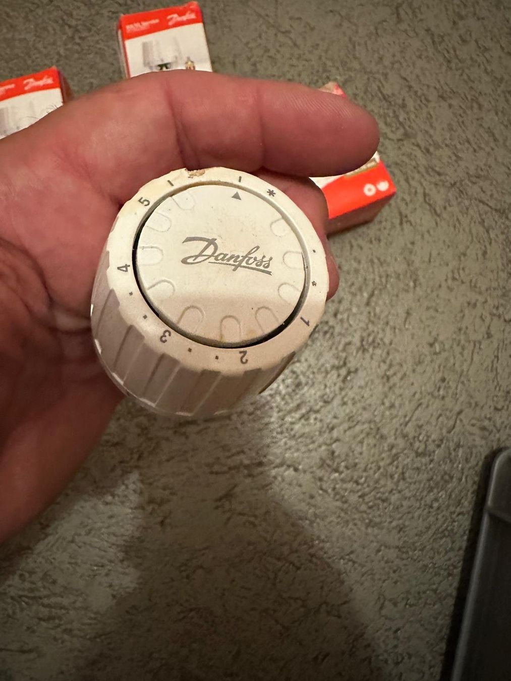 Heizgeräte: DANFOSS Thermostatkopf – Gebraucht aus Spreitenbach von Space_X 4