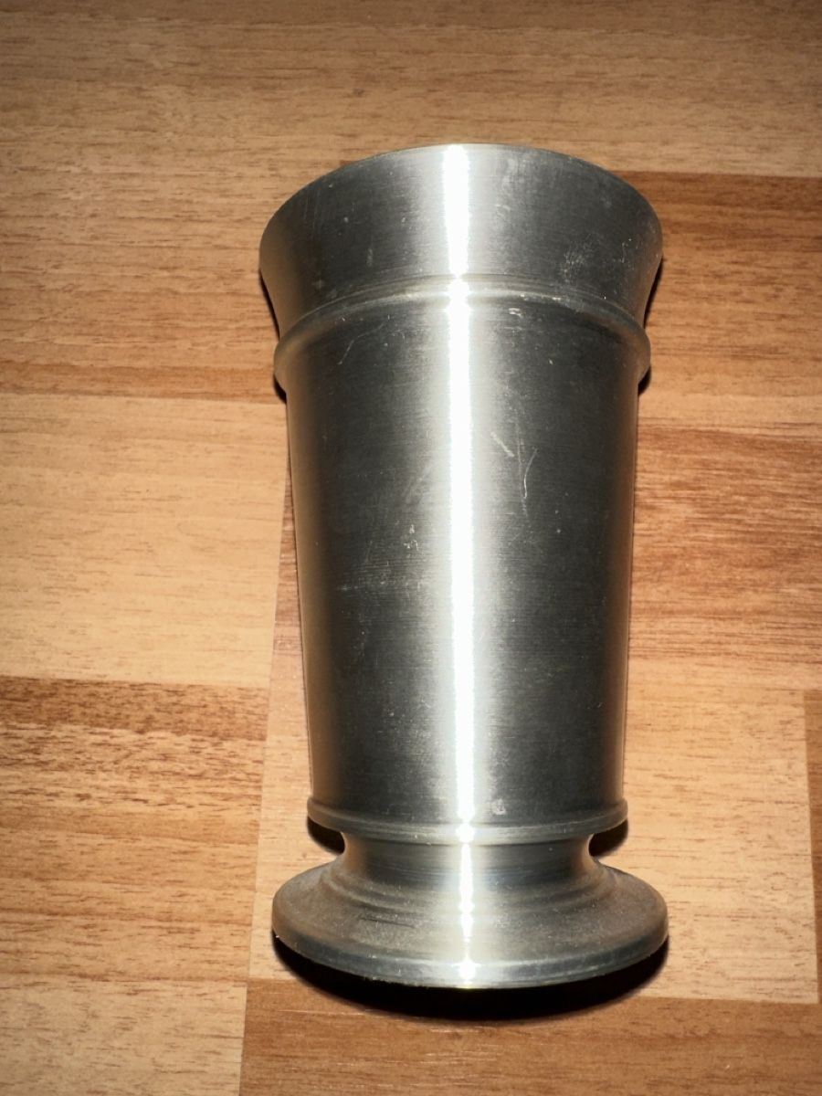 Tazze: Zinnbecher Höhe 12cm Durchmesser 7.6cm – Usato da Wald AR venduto da sim_m9vw
