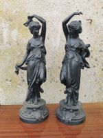 paire de statues anciennes