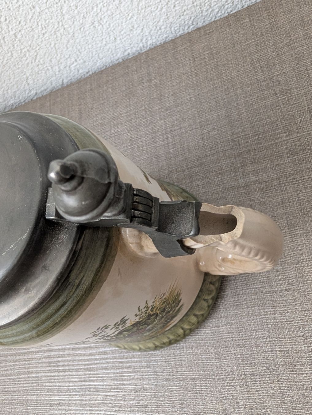 Bicchieri: Bierkrug Waldmotiv  – Difettoso da Bern venduto da DimiBern 4