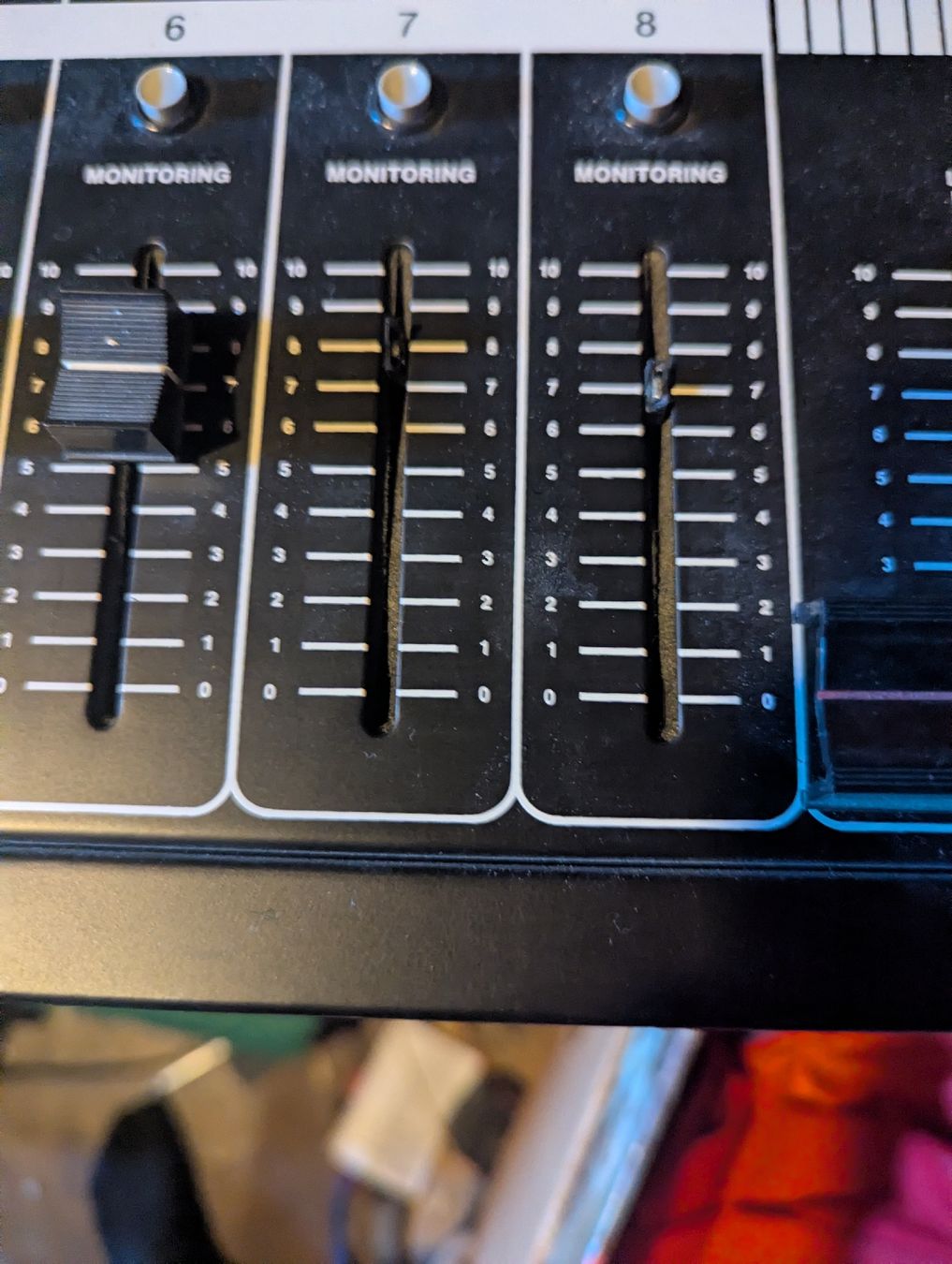 Console di mixaggio: mischpult 8 Kanal Monarch MMX-88 – Usato da Basel venduto da dorjesimeon 2