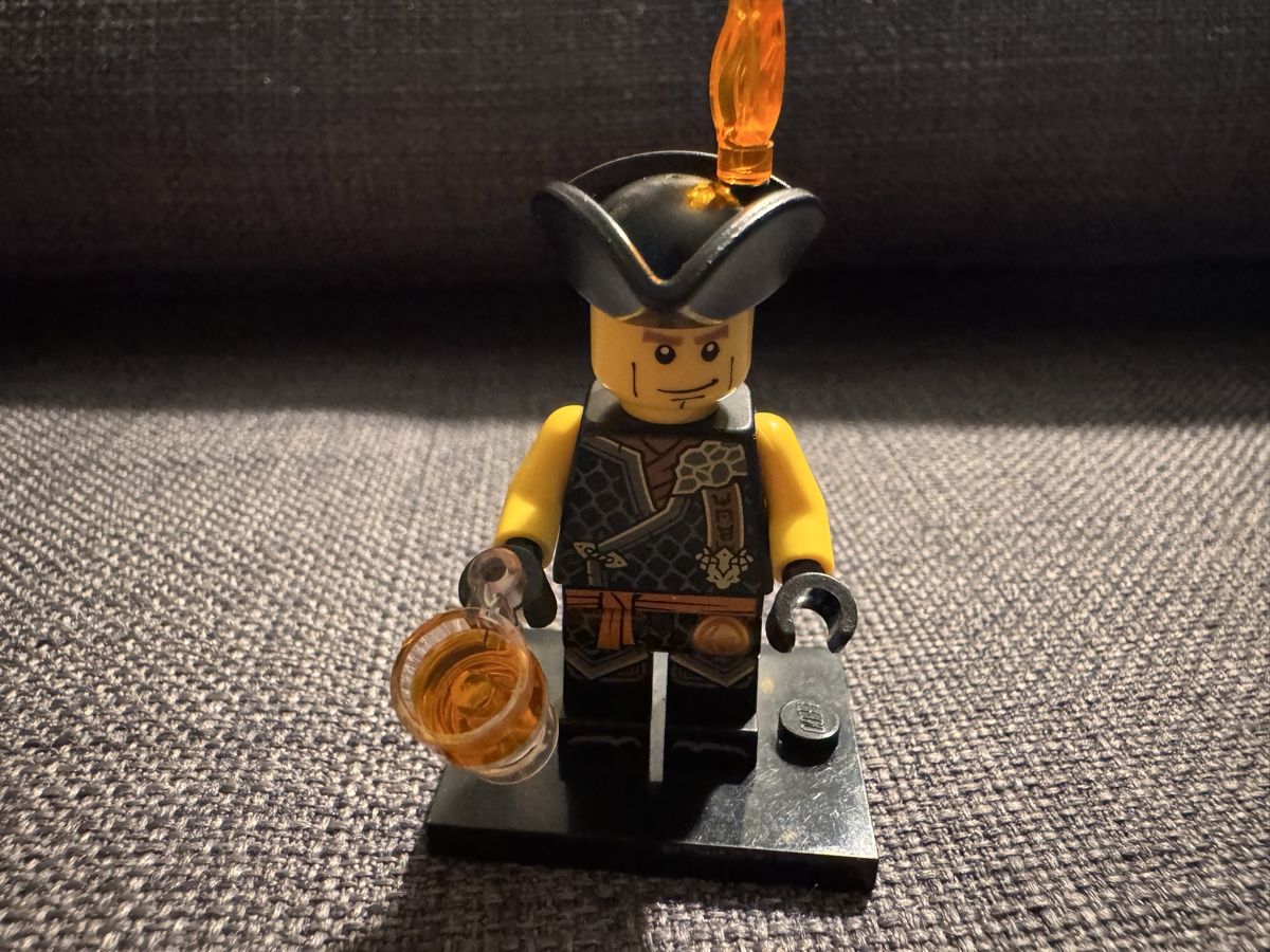 Lego Statuette: LEGO - Minifigur - Pirat – Nuovo (secondo la descrizione) da Wetzikon ZH venduto da thayreen