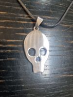 Cooler Totenkopf-Anhänger an Halskette