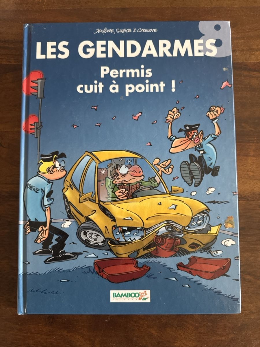 Fumetti: Les Gendarmes - Permis cuit à point! – Nuovo (secondo la descrizione) da Bex venduto da ArnaudAGV