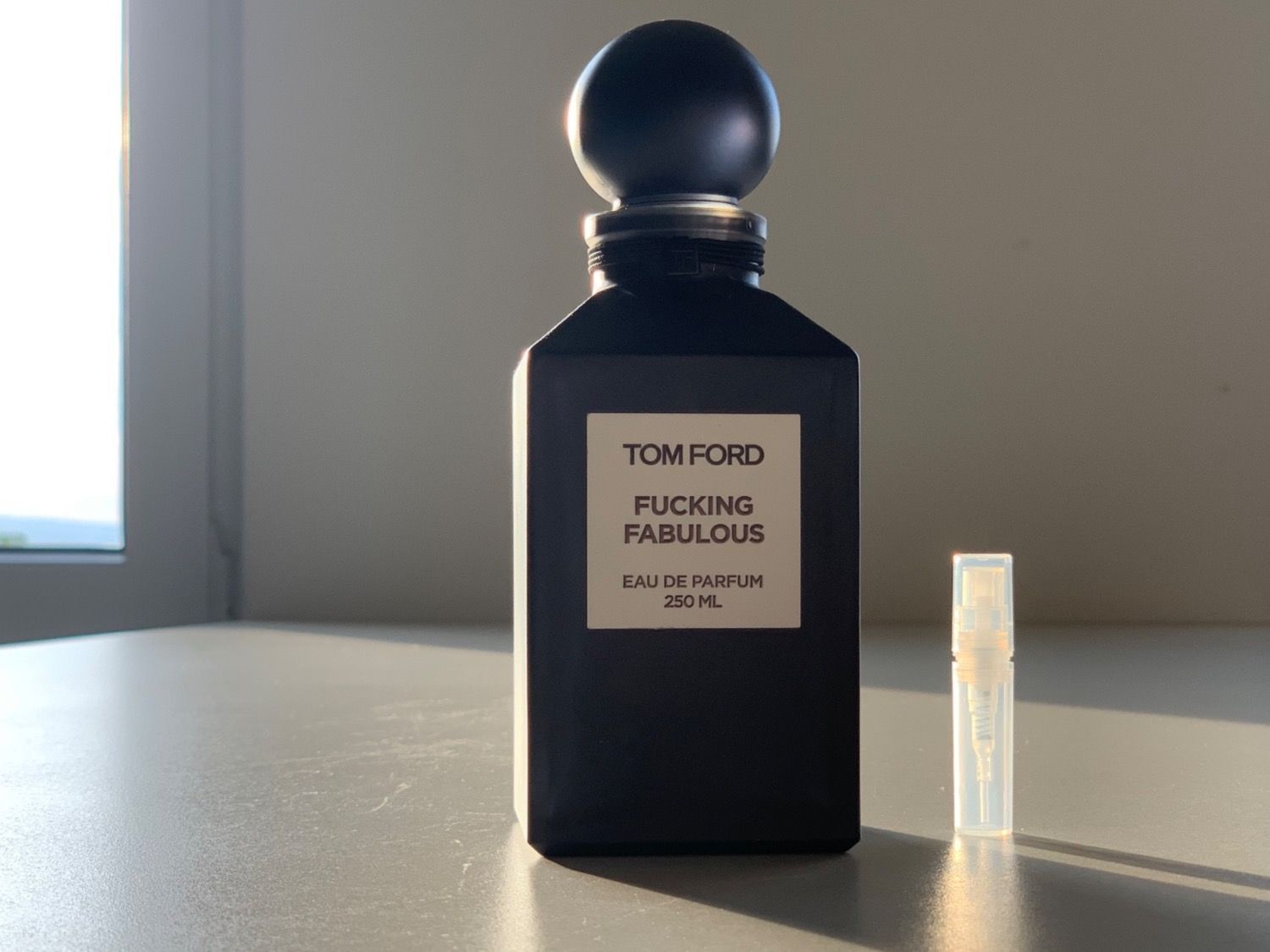 Tom Ford Profumi & Eau de Toilette: Fucking Fabulous - Tom Ford - 2ml – Usato da Zug venduto da grivis